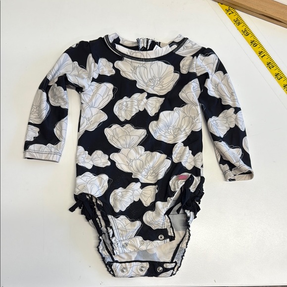 Ruffle Butts Other - Kids Ruffle Butts Black and White Cloud Bodysuit with Ribbed Cuffs